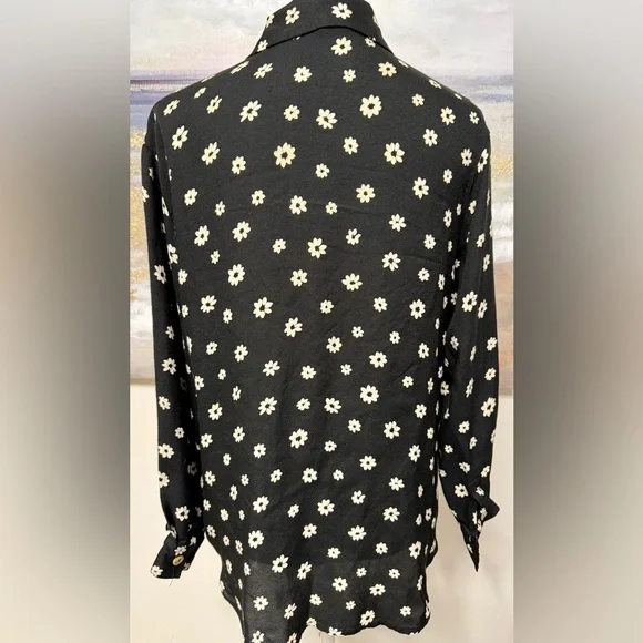 CAROLE LITTLE Collared Blouse Top Button Front Black off-white flowers  Size 6 - Picture 3 of 5